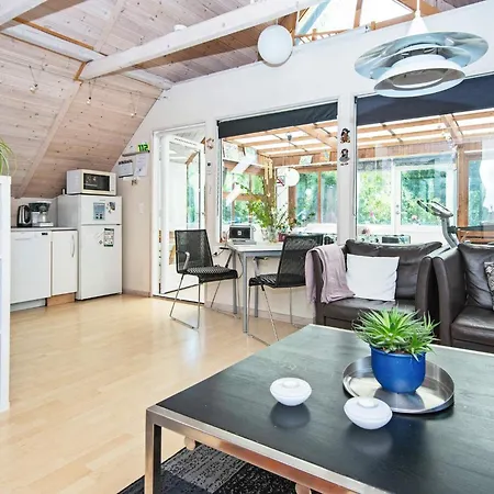 4 Person In 欧德尔