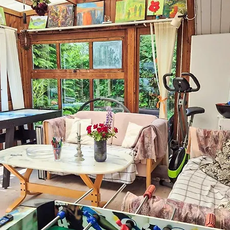 度假居 4 Person In *